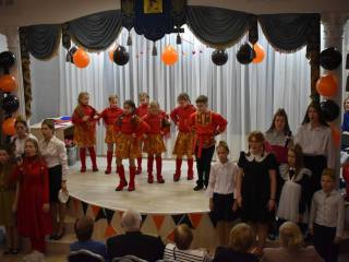 photo_5276313155464721330_y