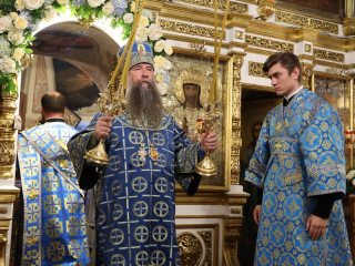 7d4a5281
